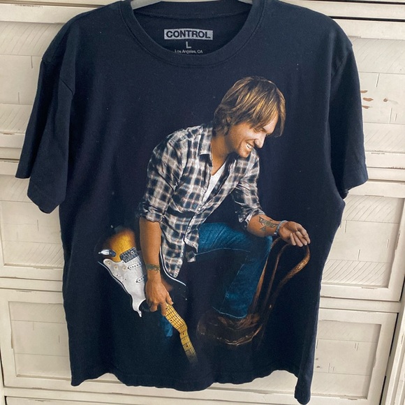 Keith Urban concert T - Picture 1 of 3